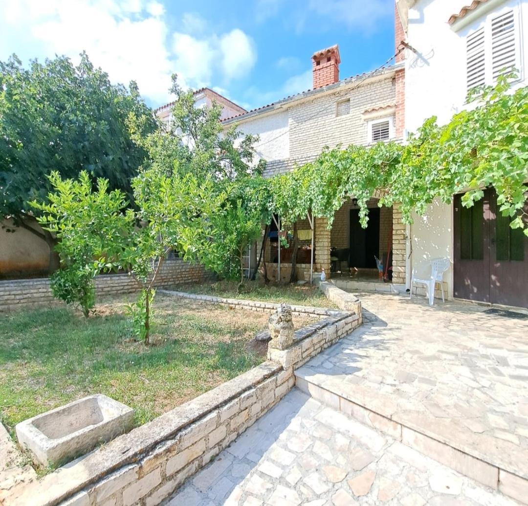 Villa Giulia Ližnjan Εξωτερικό φωτογραφία